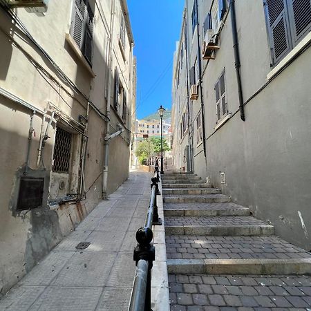 Apartament Luxe 2Br Family Oasis In Gibraltar Zewnętrze zdjęcie